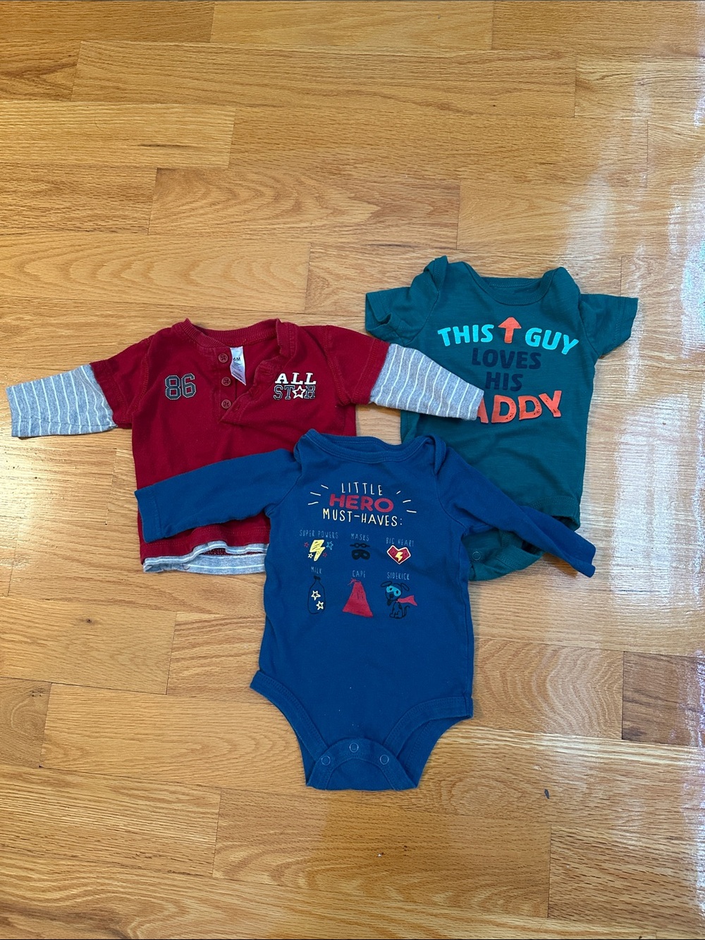 Lot of 3 baby boy clothes 3-6 months